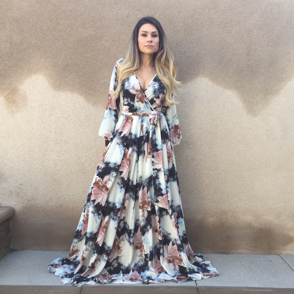 ✨WINDSOR MAXI DRESS✨ - Picture 7 of 7